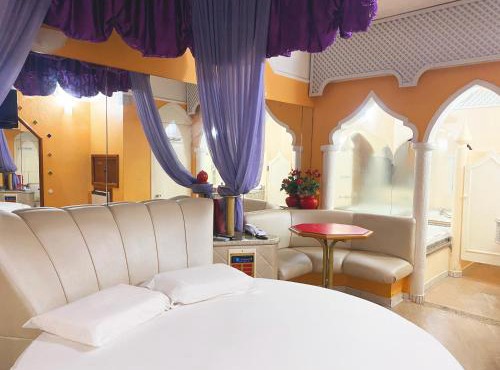 Baviera Motel by Drops