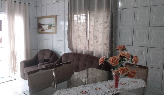 Beach holiday home, São Francisco do Sul SC, Ubatuba/Enseada, accepts 1 pet.