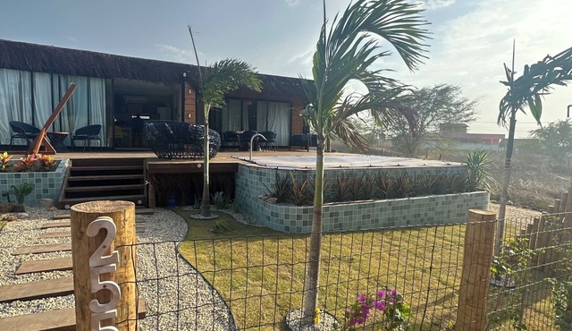 Beach house with pool at Point do Kitesurf 200km from Natal!
