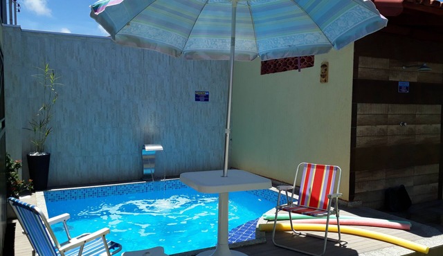 Beach house with pool in Alcobaça-Ba