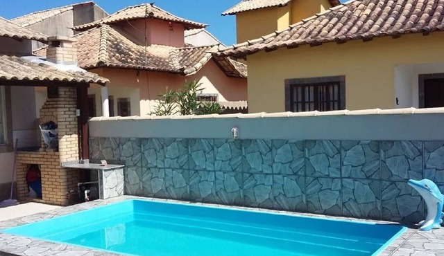 Beach house with pool and barbecue in Cabo Frio