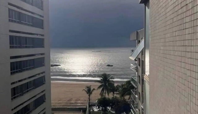 Beachfront Beachfront, open the gate to the sea - 3 bedrooms, barbecue, swimmin