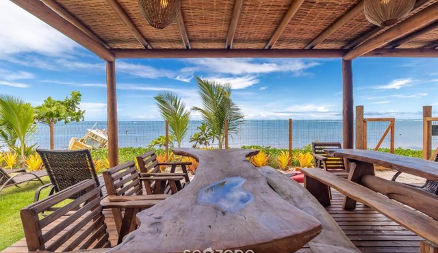 Beachfront Cabins in Bahia – OTX