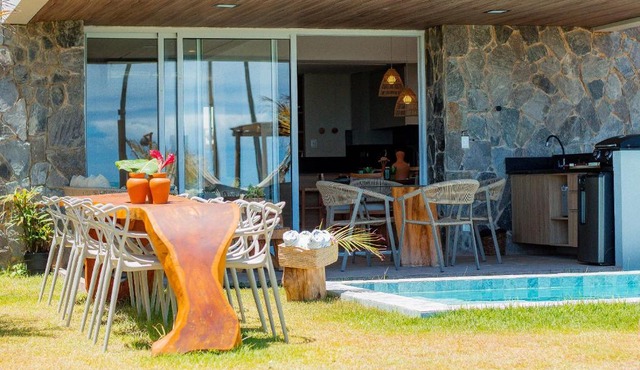 Beachfront house at Marceneiro Beach, Milagres