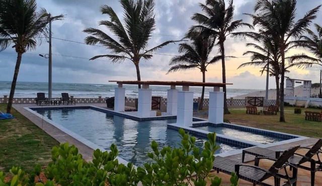 Beachfront house in Condado da Praia - 7 to 10 air-conditioned suites