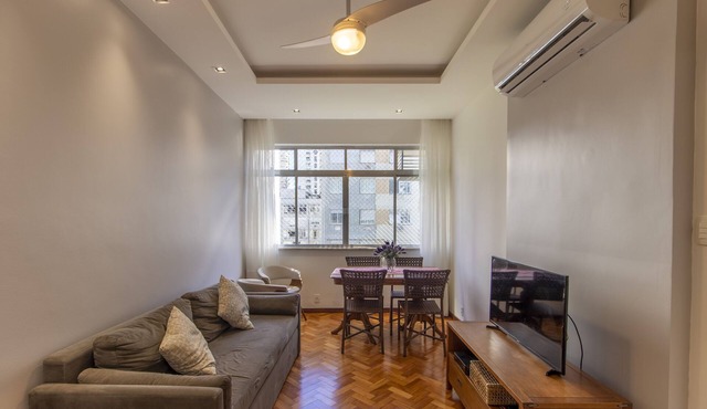Beautiful 3-bedroom apartment in Ipanema near the beach (Post 10).