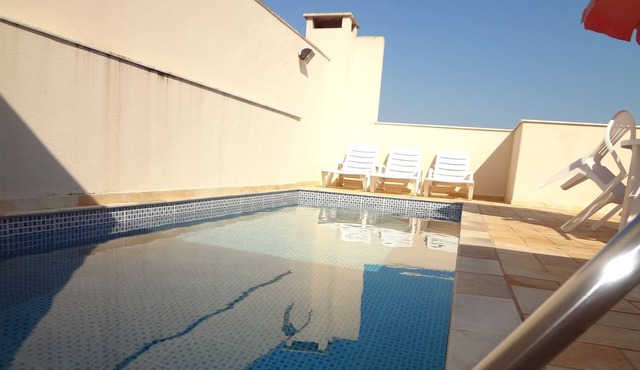 BEAUTIFUL APT IN BEACH OF ITAGUA w/ POOL, WIFI, AIR COND. and GOURMET BALCONY