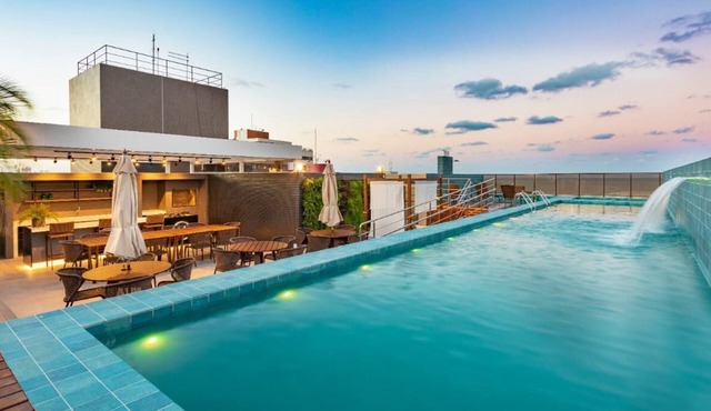 Beautiful flat in João Pessoa, with swimming pool, just a few meters from the beach