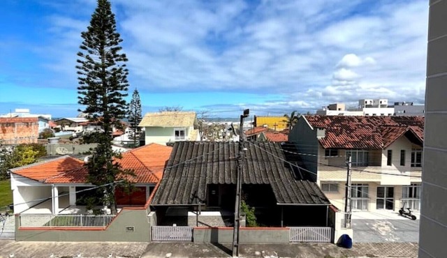 Beautiful, fully equipped apartment 200 meters from the beach.