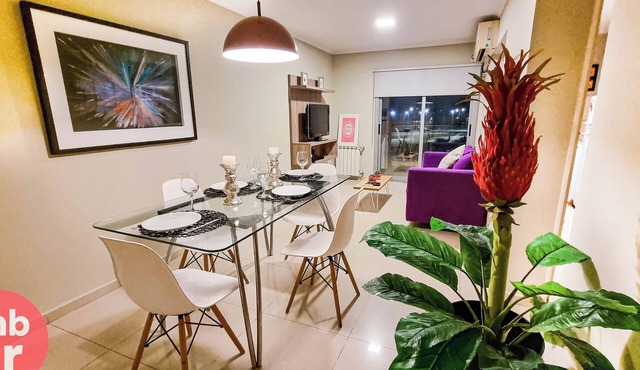 Beautiful condo with Swimming Pool and 24/7 security