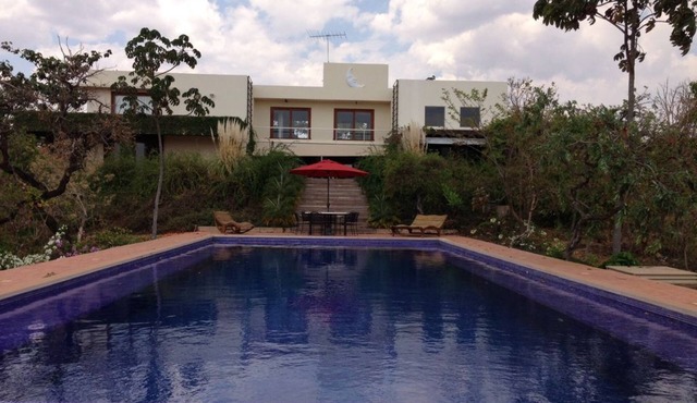 BEAUTIFUL MANSION IN SOUTH LAKE -ALTIPLANO LESTE FOR UP TO 12 PEOPLE