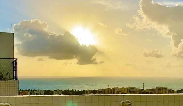 Beautiful Penthouse With Beach View