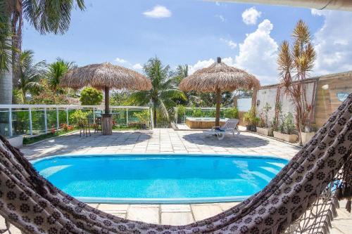Beautiful ranch with lake and sea view in Maricá