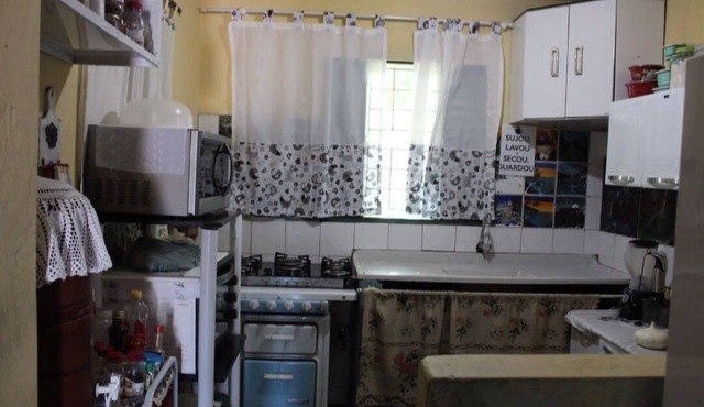 Bed and breakfast in a single suite