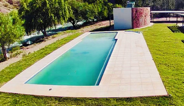Bella Ribera #2 Riverfront Cabins in Valle Grande with Big Pool Private Jacuzzi