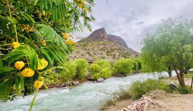 Bella Ribera – Riverfront Cabins in Valle Grande with Big Pool & Private Jacuzzi
