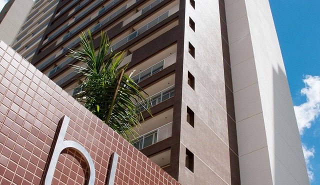Blend Hplus Long Stay - 34m² apartment with Wi-Fi and hotel services.