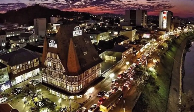 Blumenau Loft 02 - furnished with air conditioning and no garage
