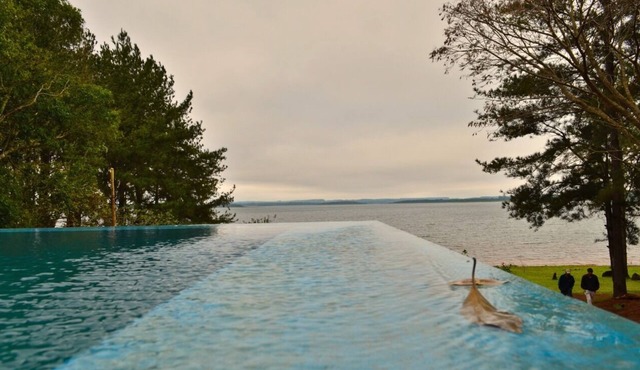 Blusky Lodge