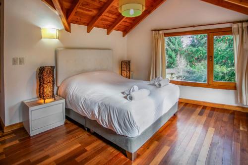 BOG La Florcita - Casa en Puerto Manzano rodeada de bosque