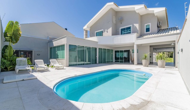 Bombinhas Topaz Beach House