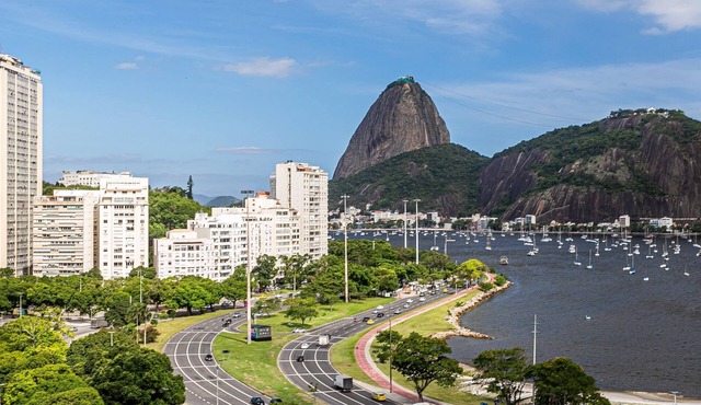 Botafogo: Everlasting View of Sugarloaf Mountain