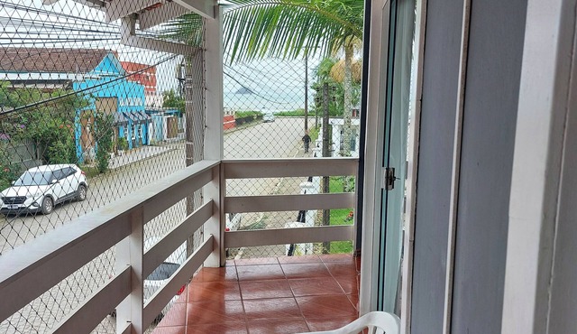 House on Ubatuba beach 50m from the sea