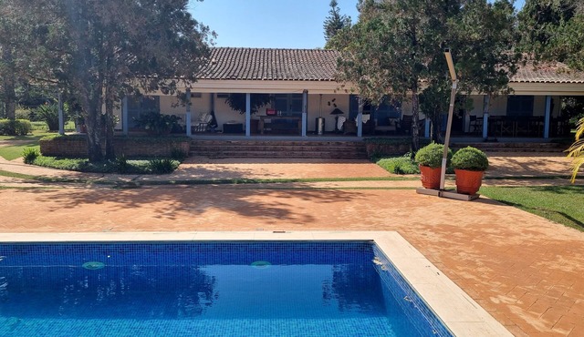 Casa de Campo no Condomínio Vila Pinhal na Represa do Broa