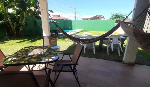 Vá a pé pra Praia, Piscina, Wifi