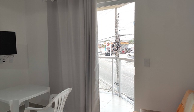 Full Fit with Kitchen in the beautiful Central Beach Armação (ap 02)