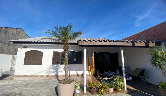 Bright & Spacious Beach House - 3 bedrooms