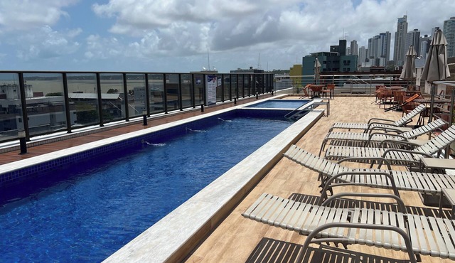 Buenos Ayres 607 - High-end apartment on Cabo Branco beachfront for 6 people.