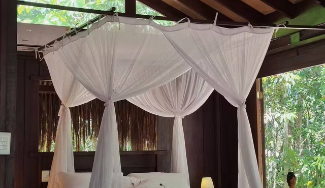 Bungalow among trees, sea view | CANTO LEELA 5