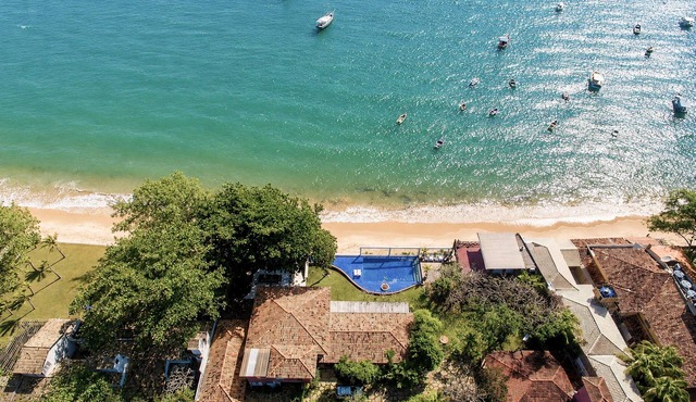 Buz005 - Beautiful mansion in front of the sea in Búzios