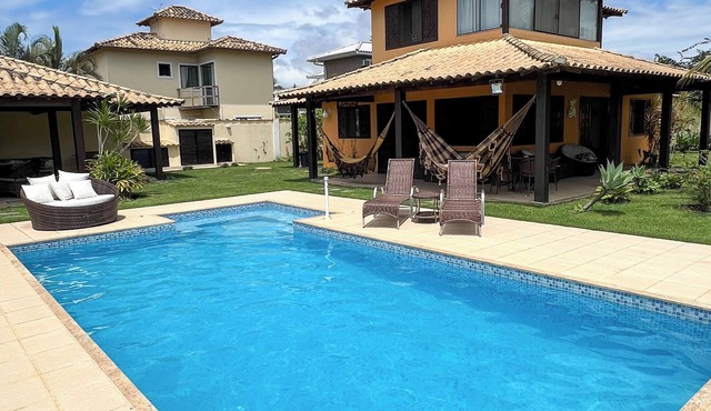 BZ-01 Spacious and cozy house with 4 bedrooms, swimming pool, barbecue, garden