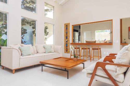 BZ76 large house with 3 suites and private pool