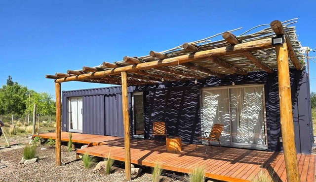 Cabaña Contenedor Puesto El Arroyito Mountain cabin with unsurpassable views.
