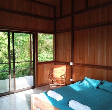 Cabañas Bajo Bosque Drake