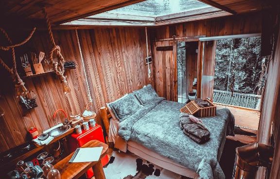 Cabana da Árvore e Cabana Retrô - ForestPlace