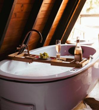 Cabana dos Sonhos às margens do Rio Jucu