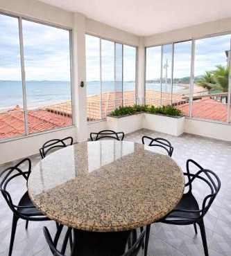 Cabana Flats e Apartamentos