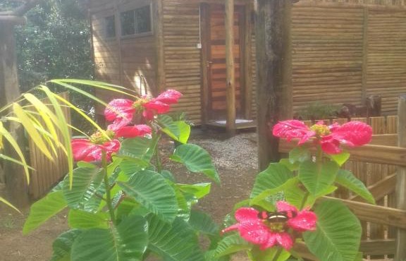 Cabanas Pousada Esmeraldas