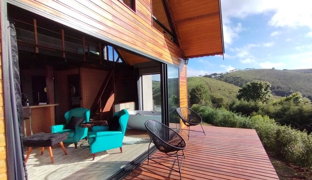 Cabin with hydromassage, mountain views and 5 km from the tourist center.