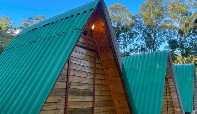 Camping e Cabanas Pé da Serra