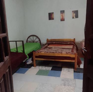 Campings , granja y hostal el tata