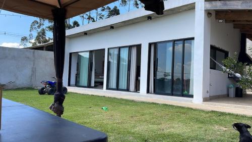 Cantinho do Sossego, condominium house São Roque