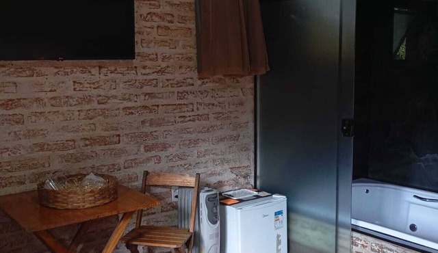 Canto Verde Chalet, with hot tub 1 km from the center