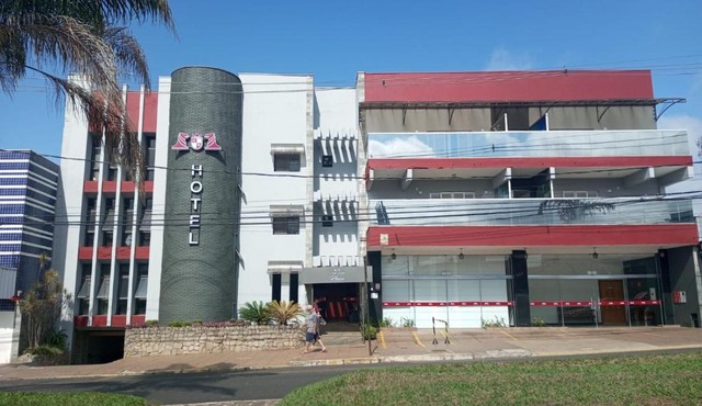 Carlton Plaza Torre
