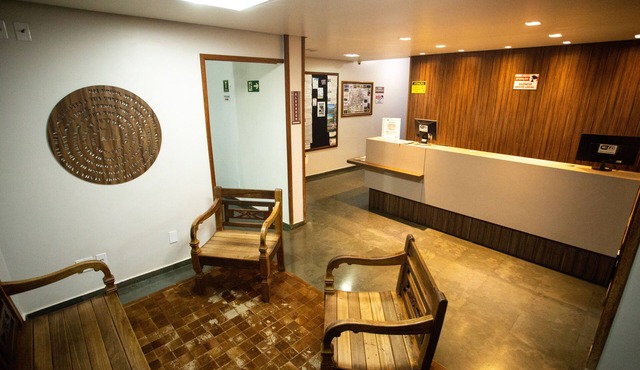 Carlton Plaza Torre