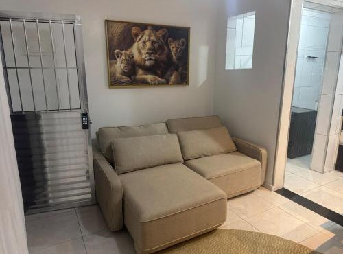 Casa 1 inteira com garagem a 7km do aeroporto de Guarulhos